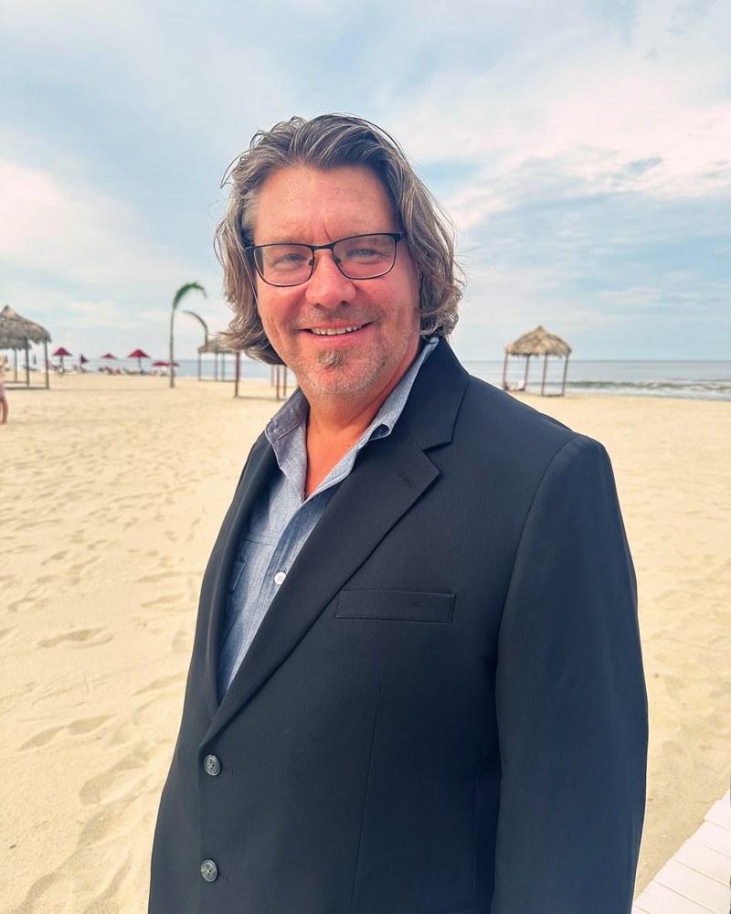 Jason JR Tyndale on the beach